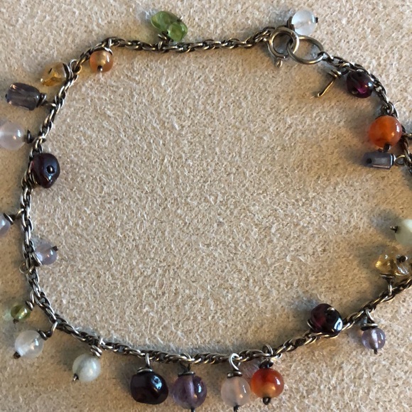 Pretty bracelet with multicoloured semi precious stones. - Picture 2 of 3